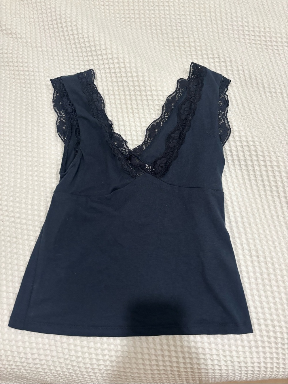Subdued Navy Tank